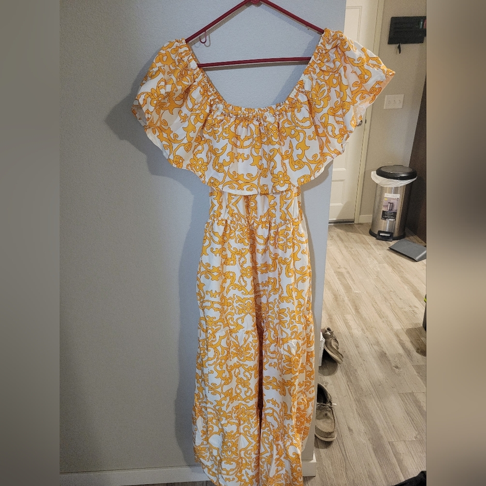 Yellow Dress